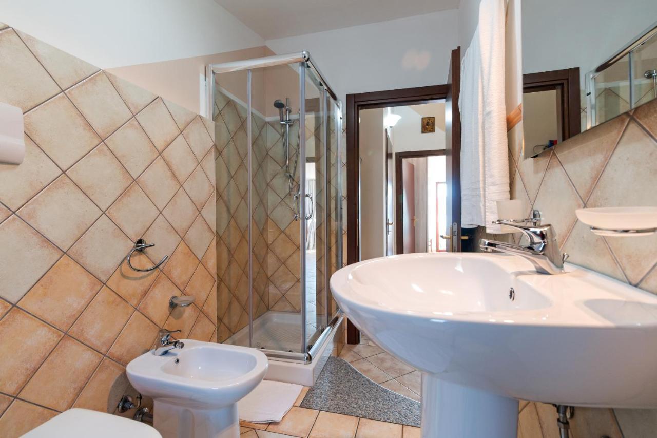 Sebastian House Apartment Кала Гононе Екстериор снимка