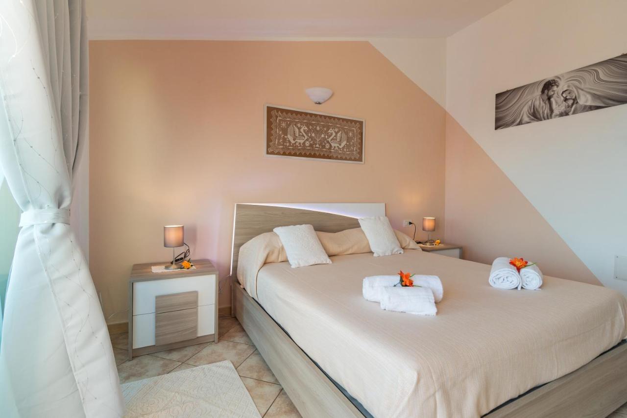 Sebastian House Apartment Кала Гононе Екстериор снимка