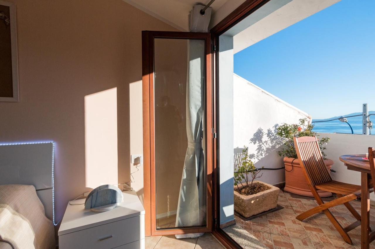 Sebastian House Apartment Кала Гононе Екстериор снимка