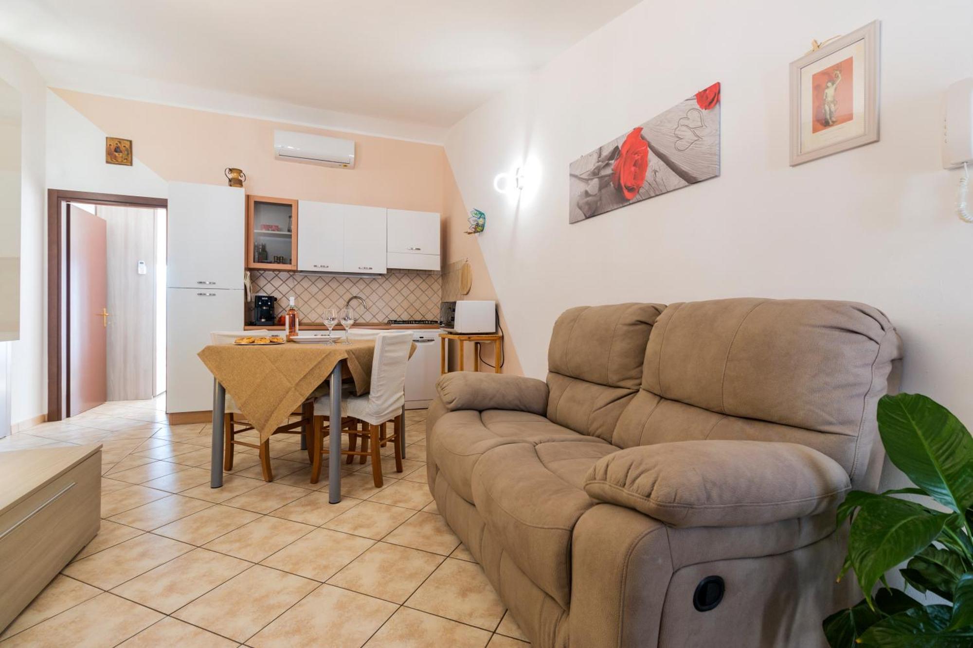 Sebastian House Apartment Кала Гононе Екстериор снимка