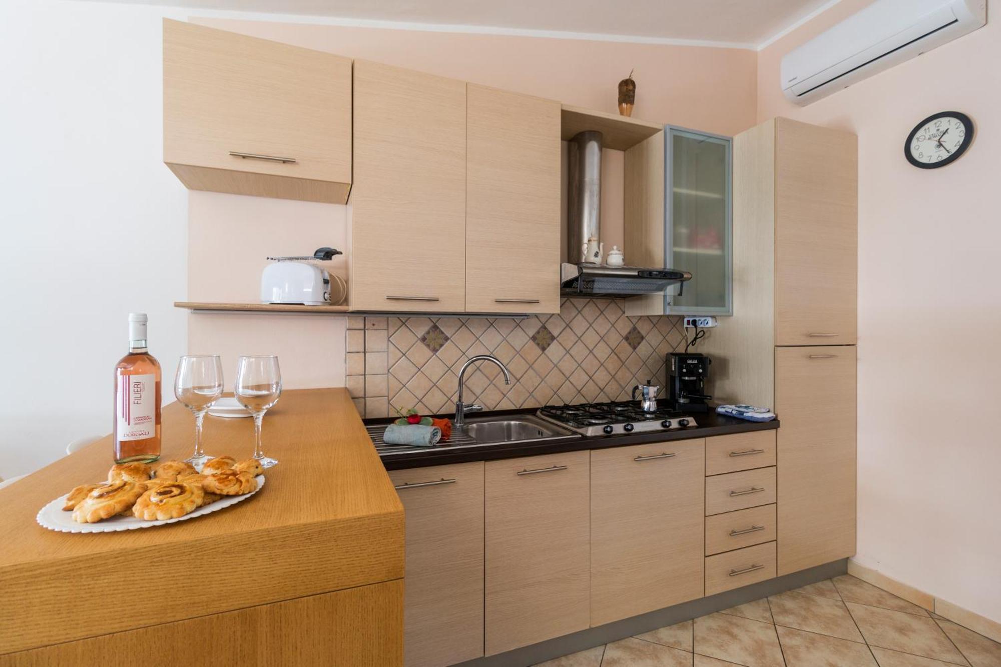 Sebastian House Apartment Кала Гононе Екстериор снимка
